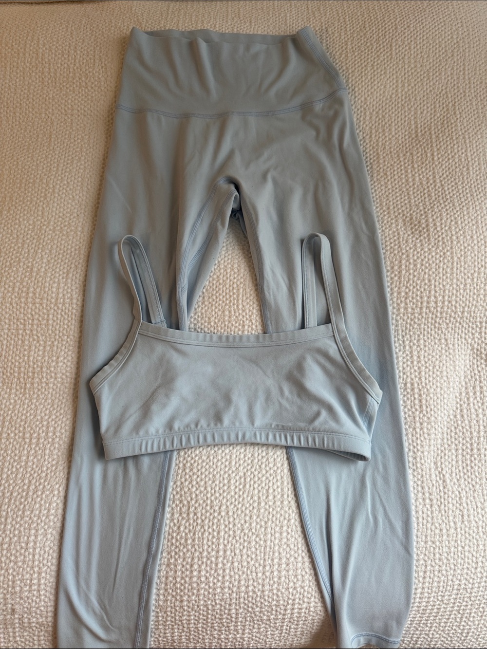 Aritzia Butter Cheeky Infinite Set VILLA BLUE